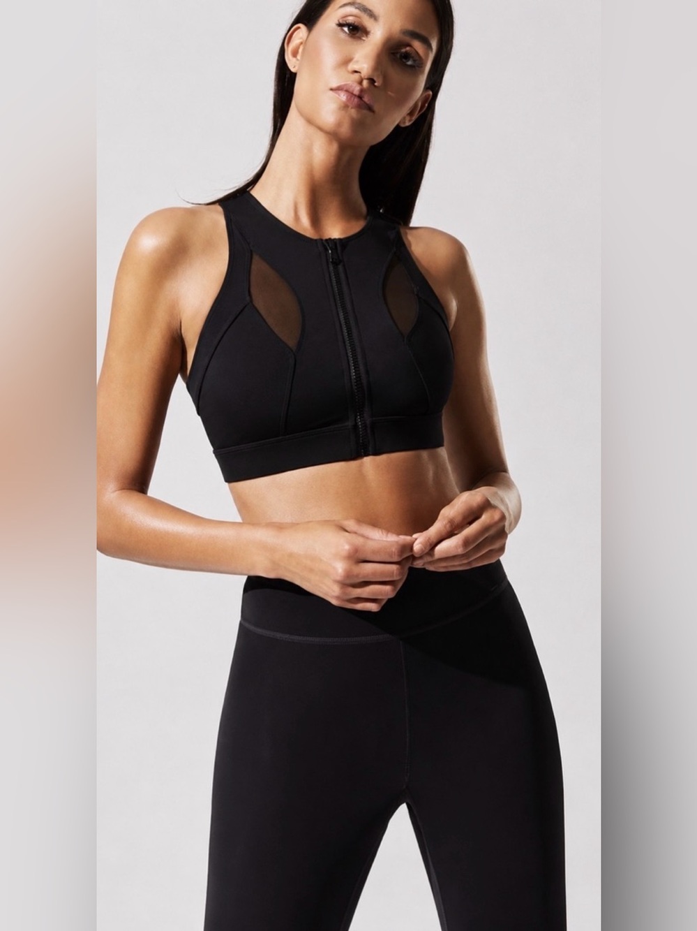 Cushnie et Ochs Melusine Zip Crop Top | Sports Bra in black